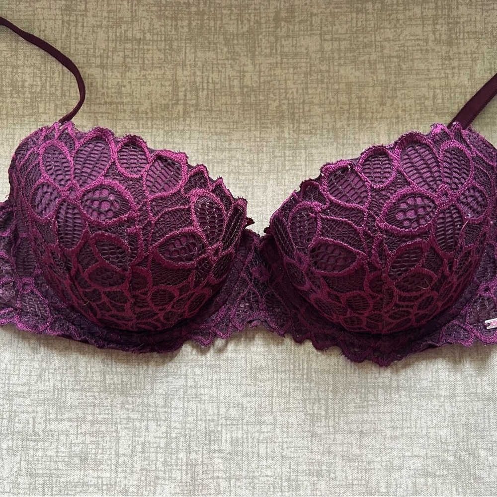 PINK Victoria's Secret Bra Date Push Up Floral Lace Padded Rendezvous Merlot 34C
